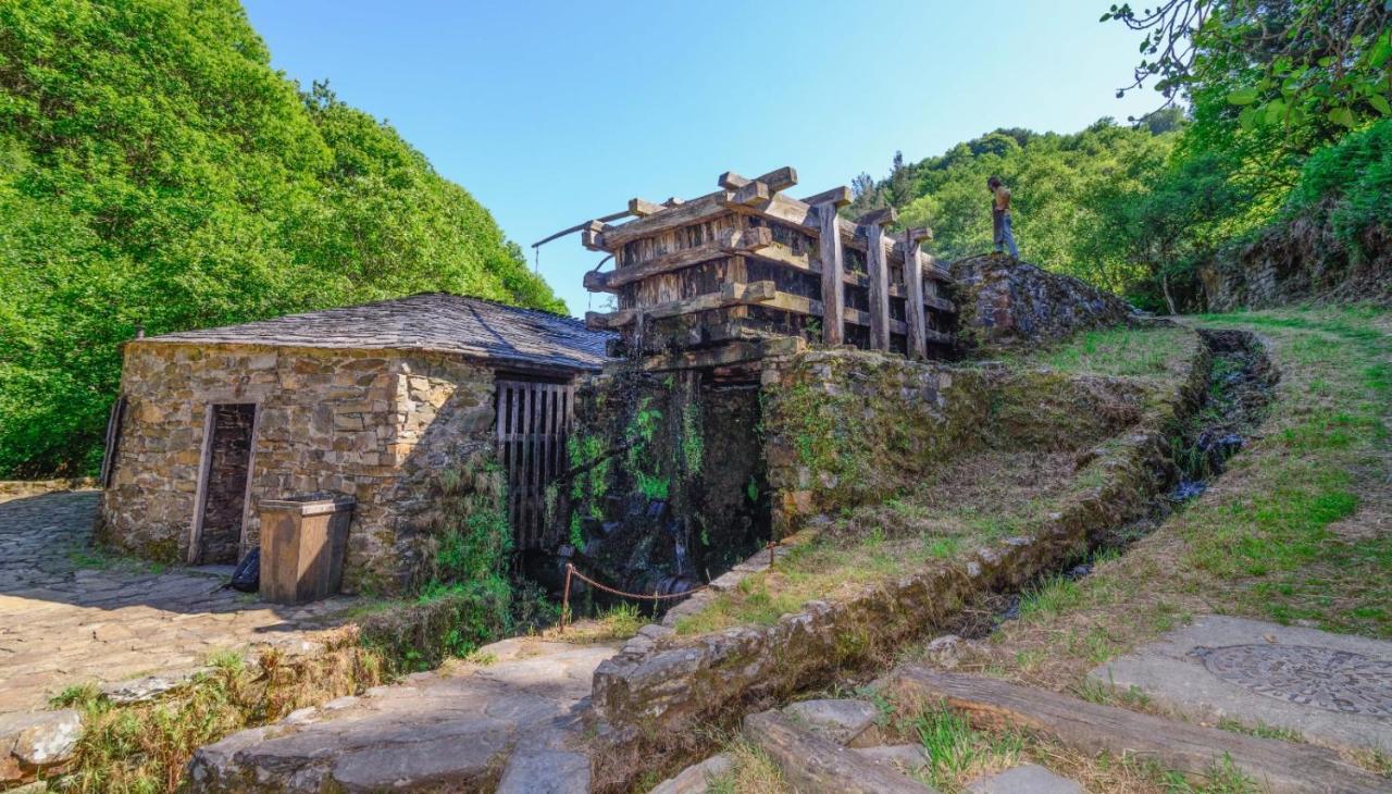 Apartamento La Corrada 산타 율라리아 드 오스코스 외부 사진