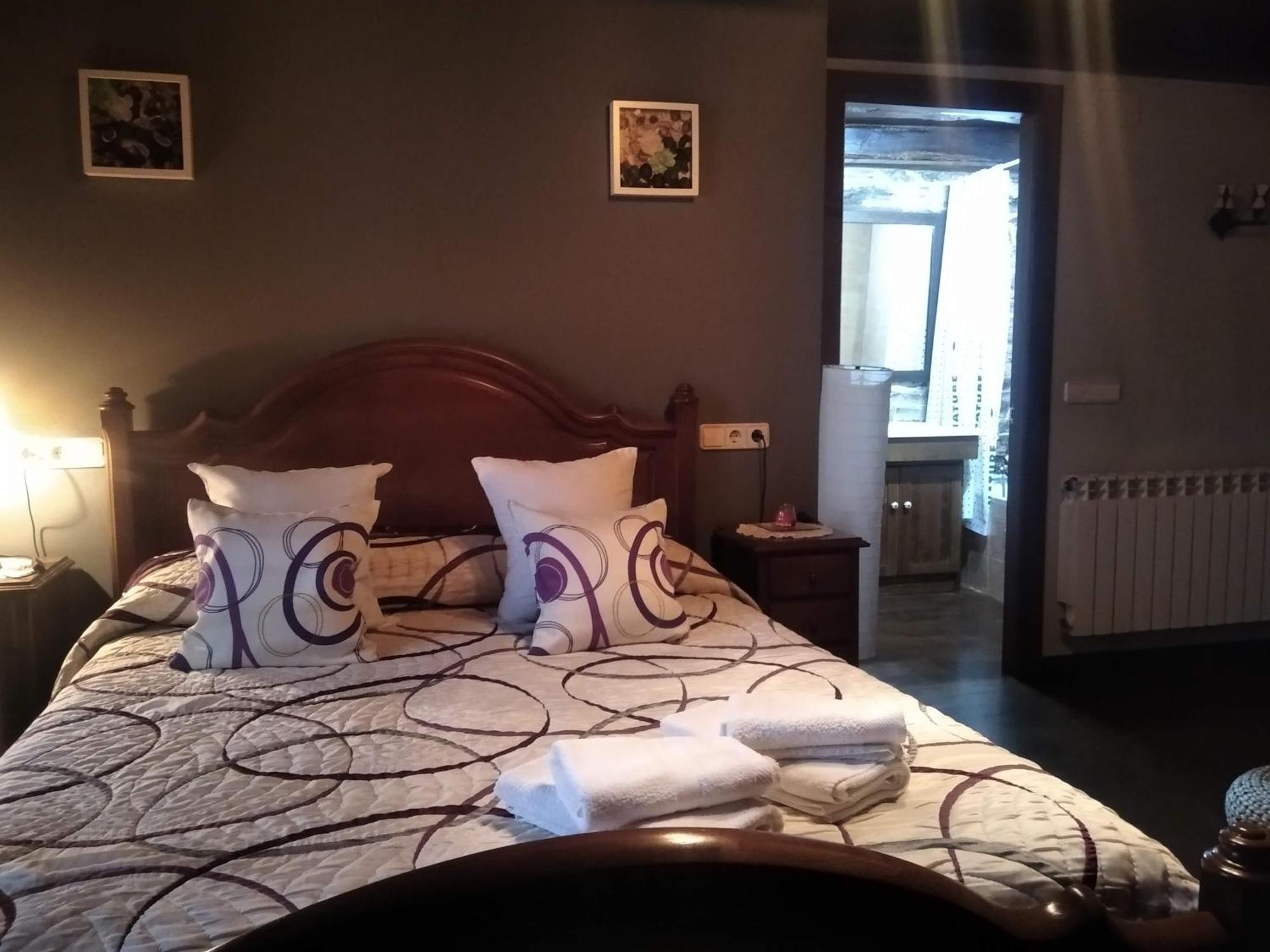 Apartamento La Corrada 산타 율라리아 드 오스코스 외부 사진